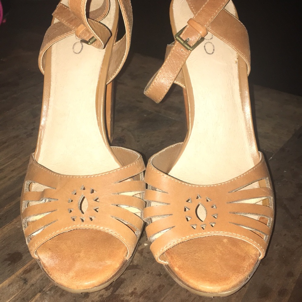 Leather heels